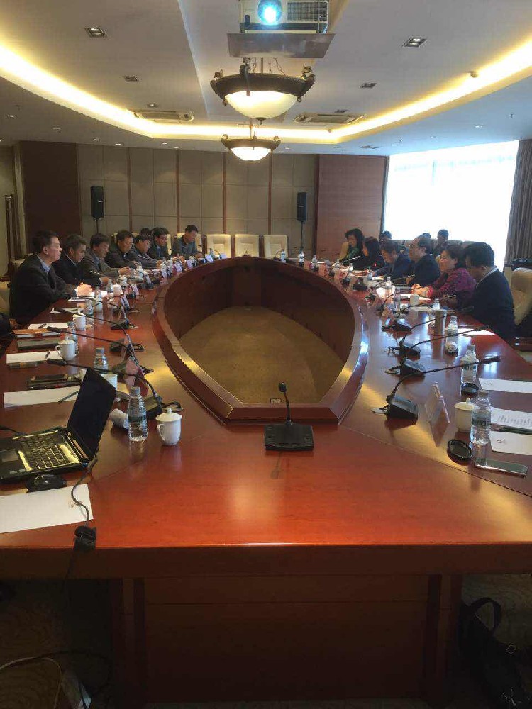 联盟代表团访问大庆，签署关于石油能源和文化产业的合作备忘录