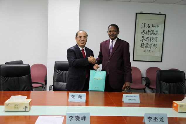 尼日尔石油局长Adolphe访问中国石油技术服务联盟